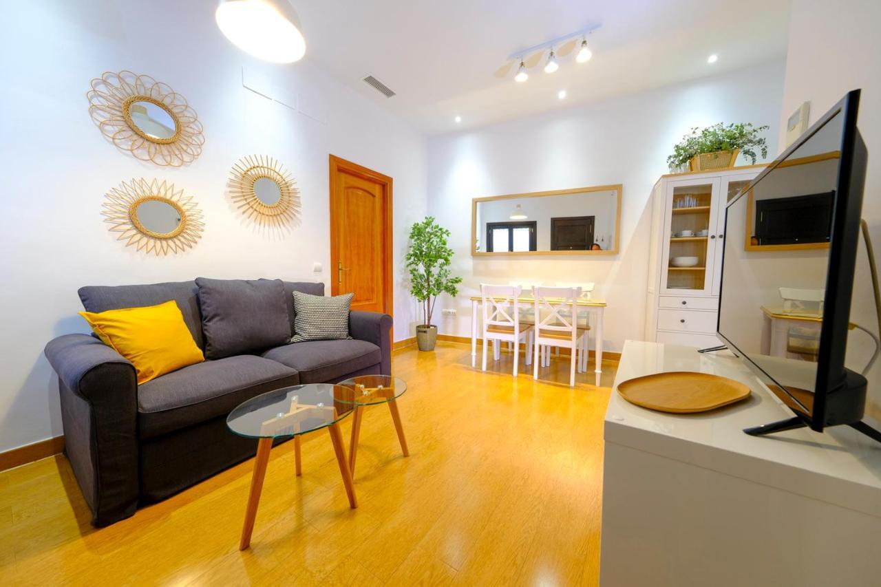 Patio Rialto Apartment Seville Luaran gambar
